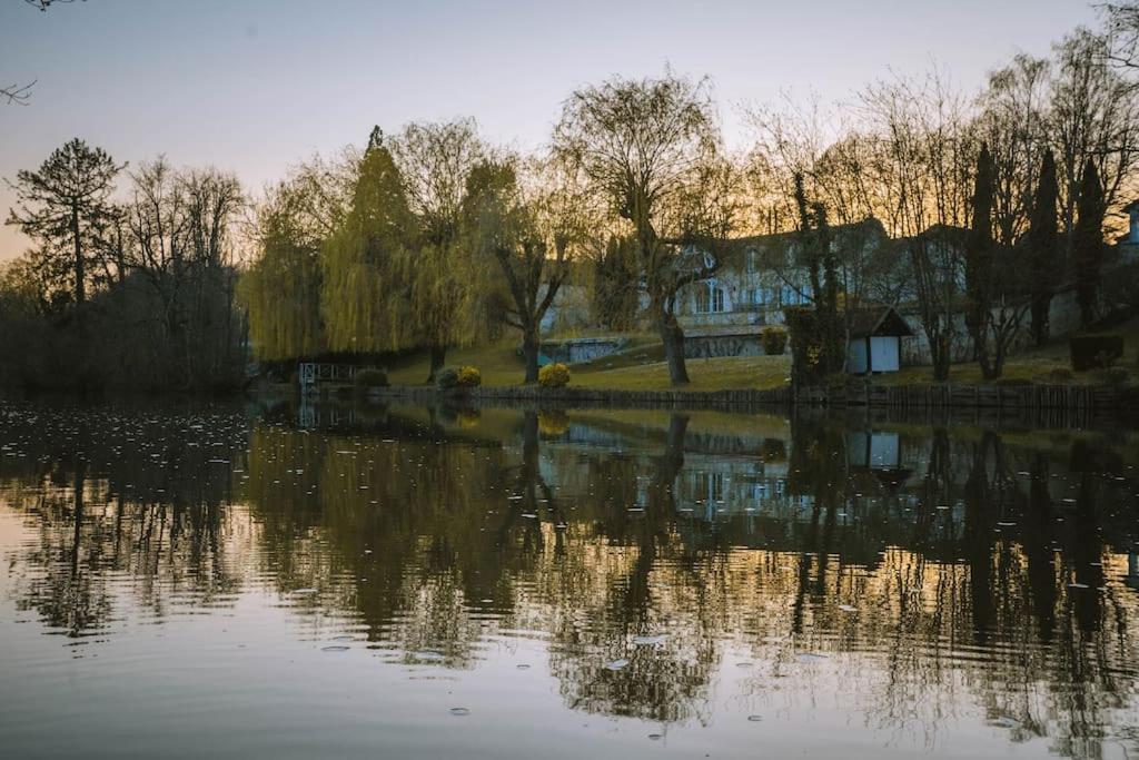 Le Chalet Du Bout Du Monde, En Bord De Riviere ! Grez-sur-Loing 外观 照片